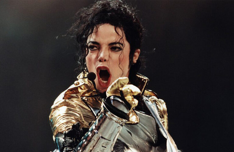 Michael Jackson'ın Hayatı-Müzikal-Oluyor